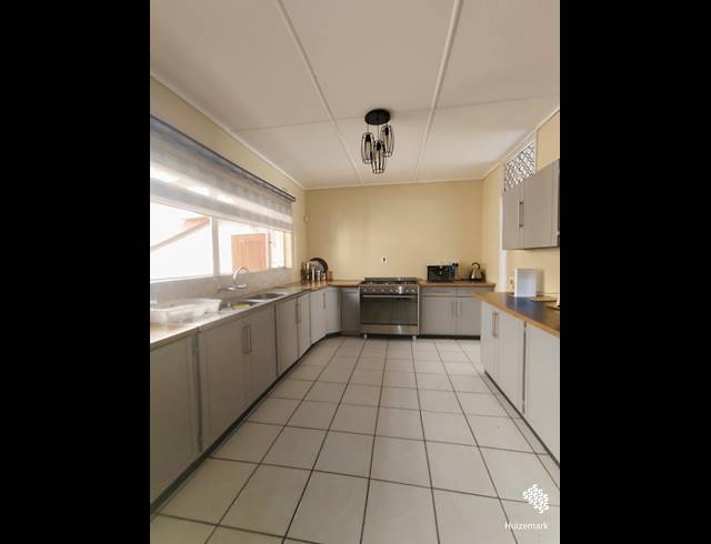 3 BEDROOM HOUSE TO LET IN SASOLBURG EXT 10